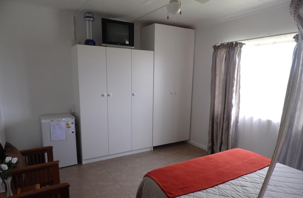 The Hexagon Wildlife Conservation Otel Uitenhage Oda fotoğraf