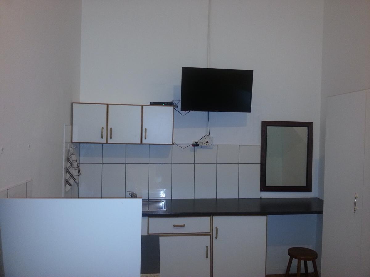 The Hexagon Wildlife Conservation Otel Uitenhage Dış mekan fotoğraf